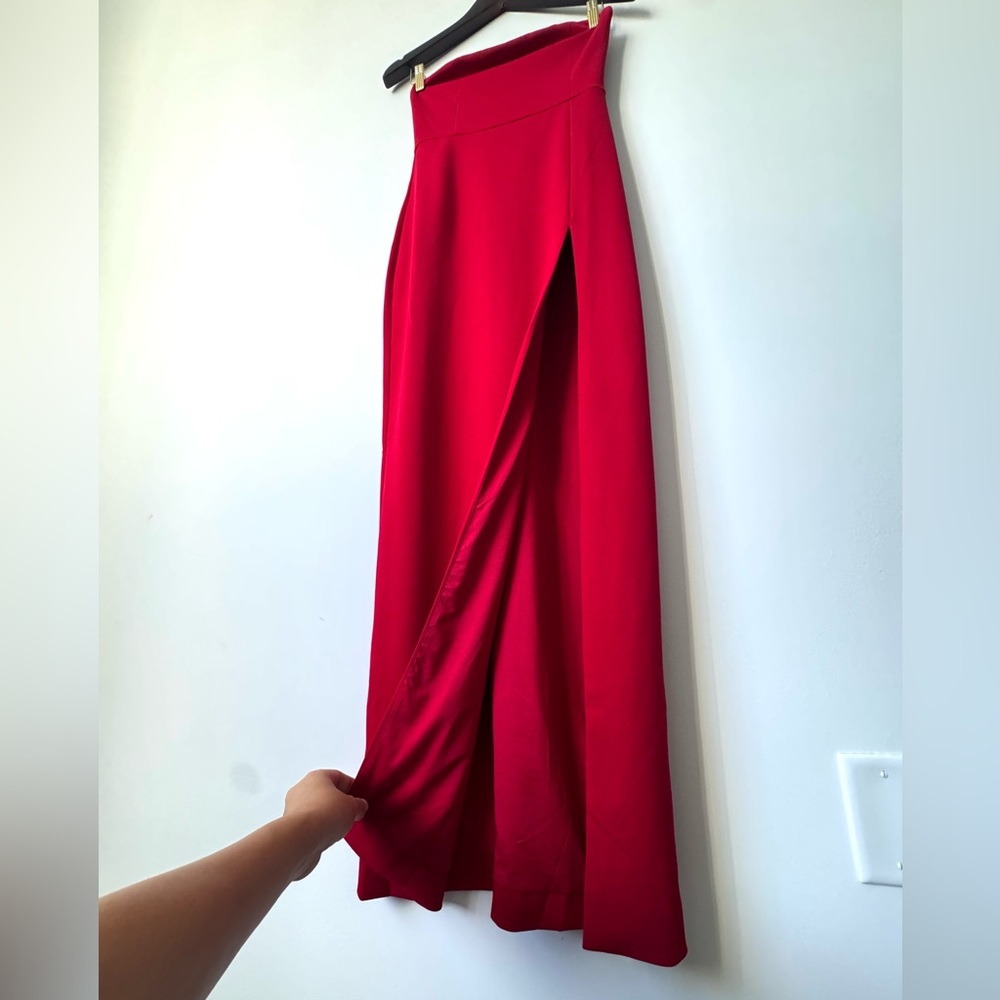 Meshki Rachel Maxi Split Front Dress Red - Size M - Picture 9 of 15